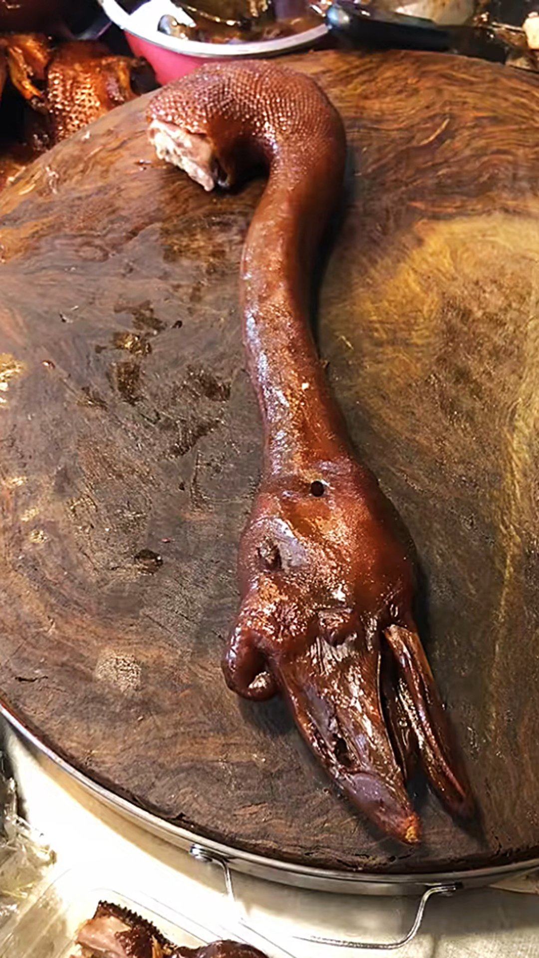 大烧鹅改刀方法