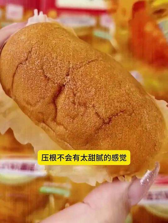 盼盼蛋黄派、瑞士卷与老面包,营养早餐的魅力之选