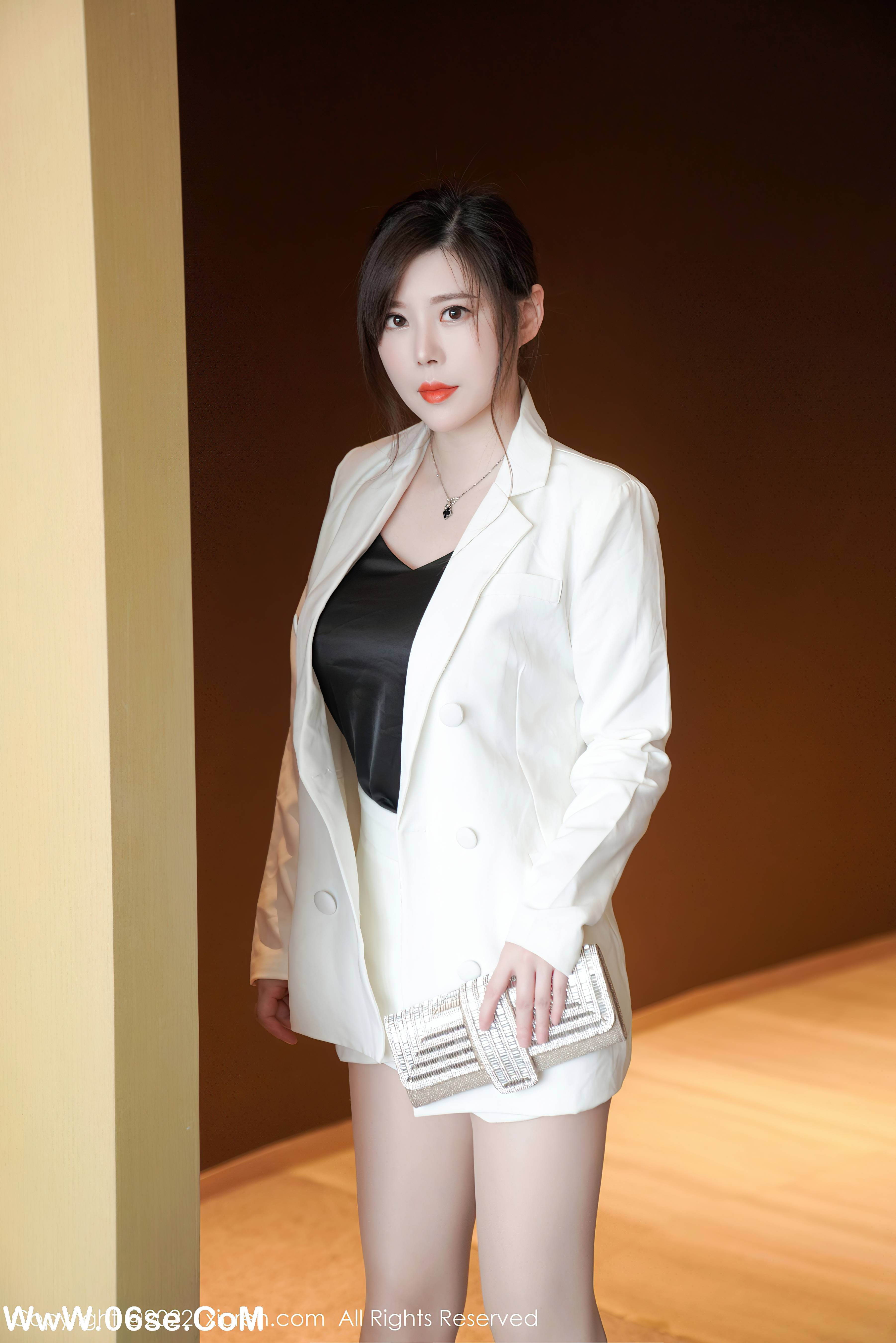 图片[2]-[XIUREN秀人网] 2022.04.19 NO.4885 白茹雪[71+1P702M]-六色网