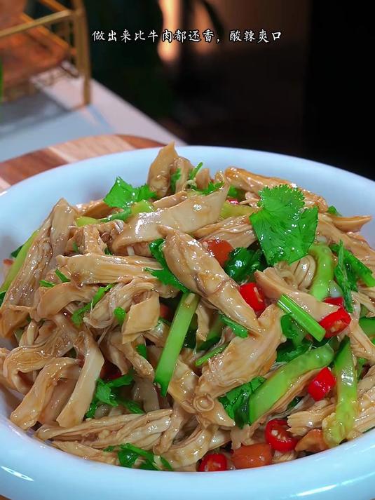 酸辣美味的凉拌手撕鸡