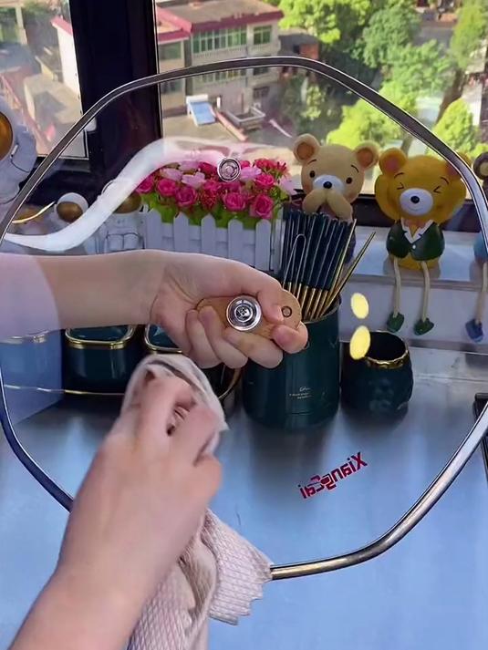 最近很火的 鱼鳞抹布 我买来了,擦家具不留水印不掉毛,擦完家里