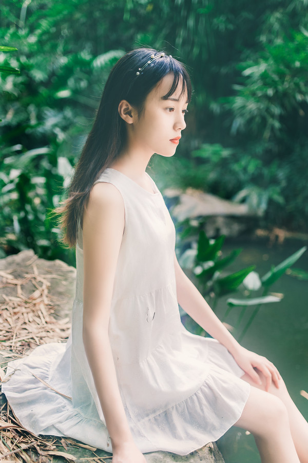 回忆在思念中搁浅-六色网