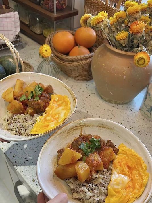 和妈妈的干净饭,番茄牛腩咖喱饭