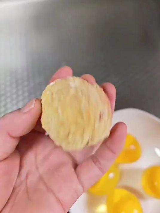 河南五毛钱一个的变蛋有没有吃过的河南人dou知道_抖音记录美好生活_凉拌菜_变蛋