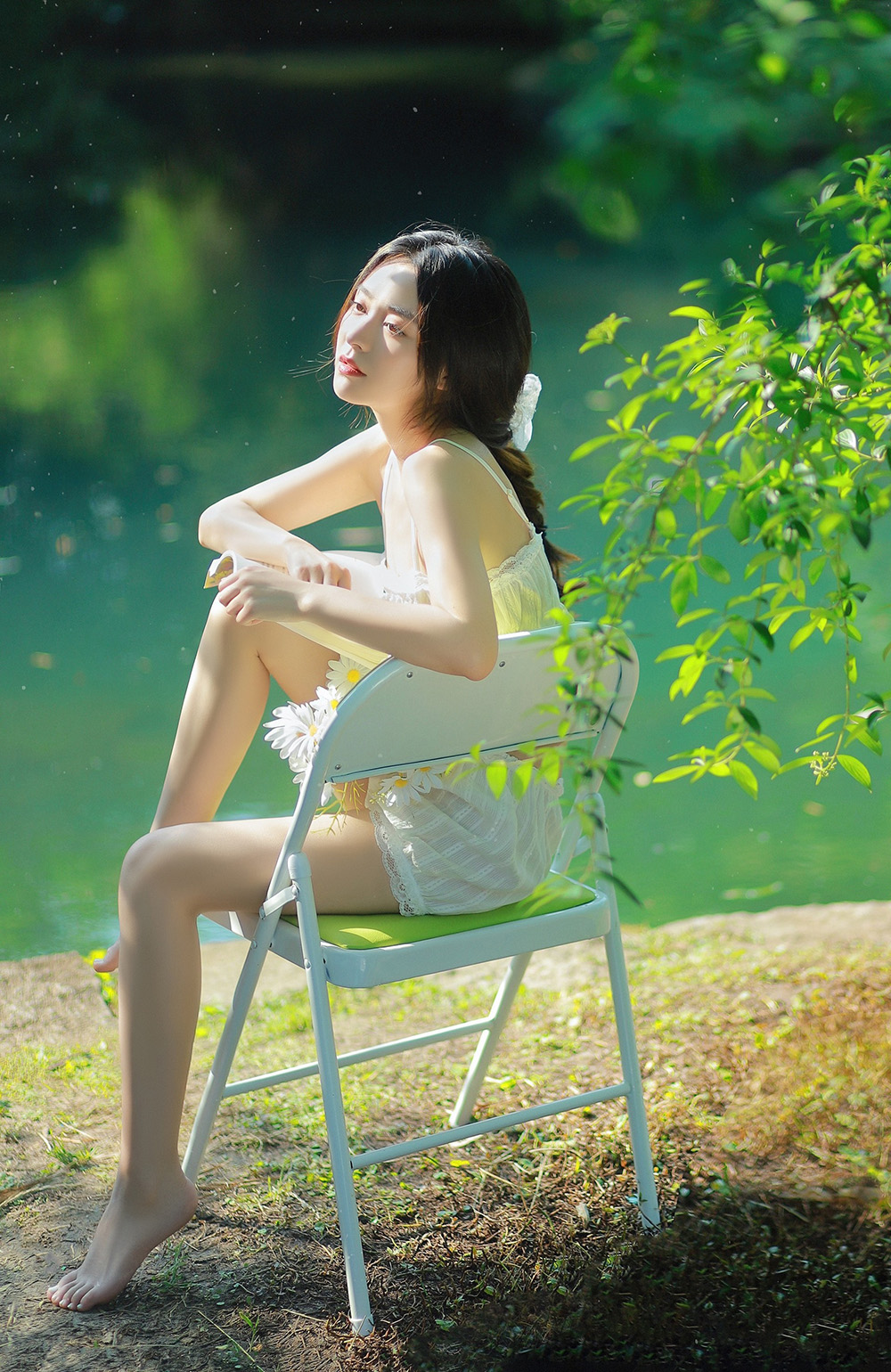 图片[5]-会发光的少女-六色网