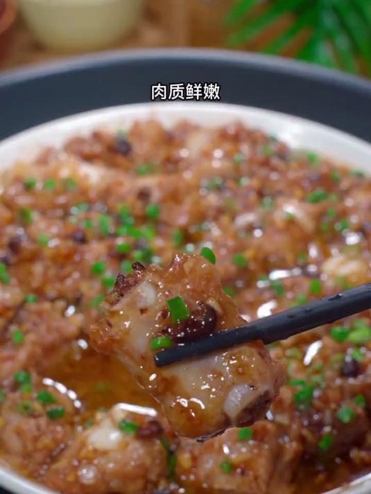 拿手菜，尤其是这道豉汁蒸排骨
