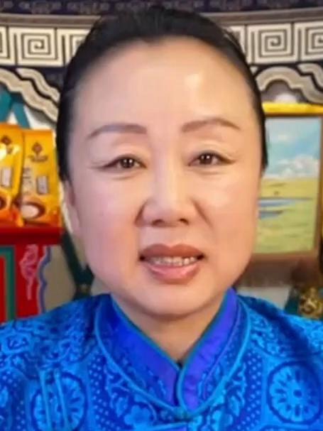 老公下酒必备的牛肉干，正宗手撕风干牛肉干，越嚼越香，很带劲！