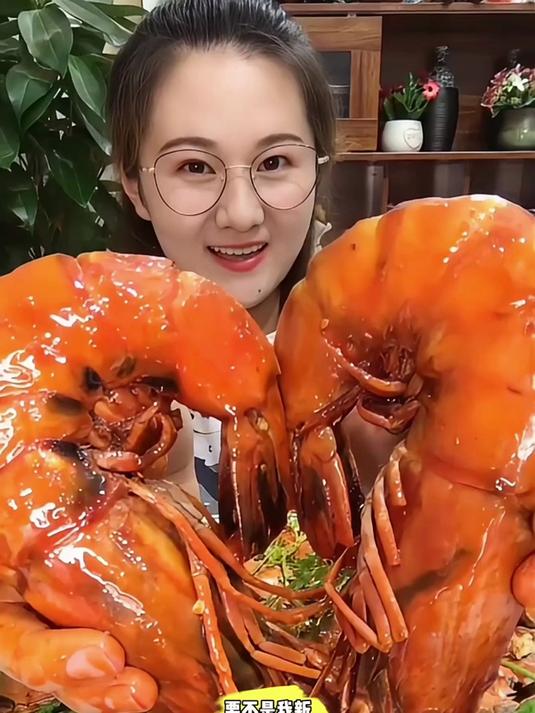 黑虎虾做椒盐的,撒点芝麻,越嚼越香?