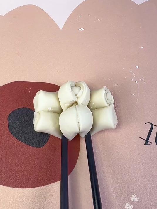 面食赶紧学起来 逢年过节在家人亲戚面前秀一手