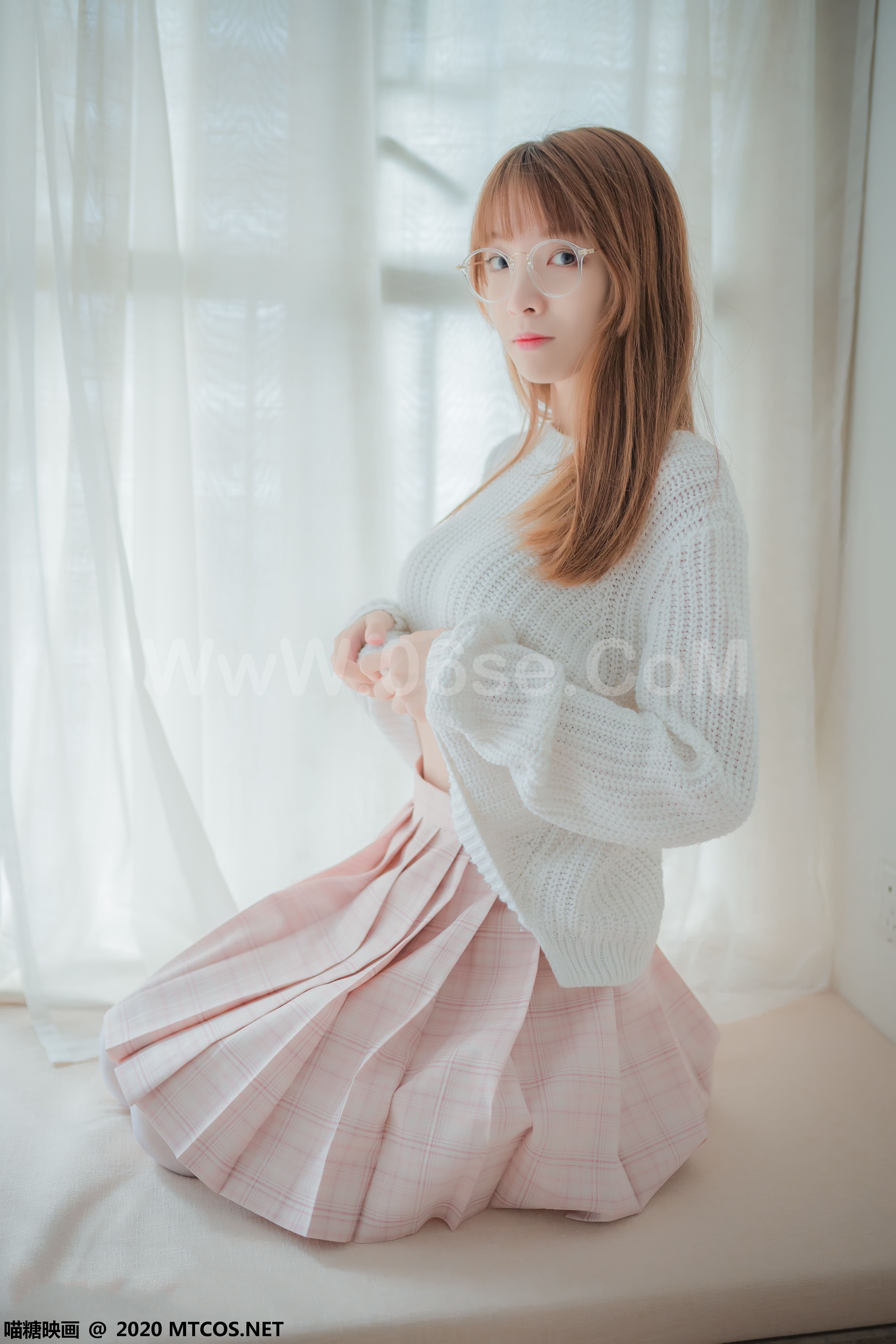 图片[19]-[MTCos] 喵糖映画 Vol.077 粉格裙的眼睛娘-六色网