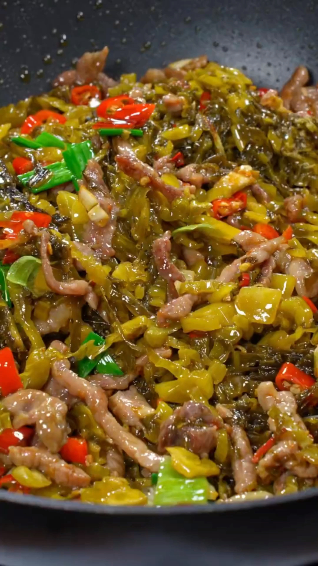又一道下饭菜 这个酸菜炒肉丝一定要试试