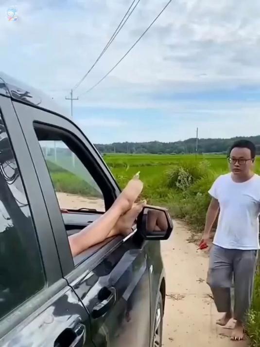 指甲长肉里怎么办?试试这款鹰嘴钳神器,轻松修剪断,不伤指甲
