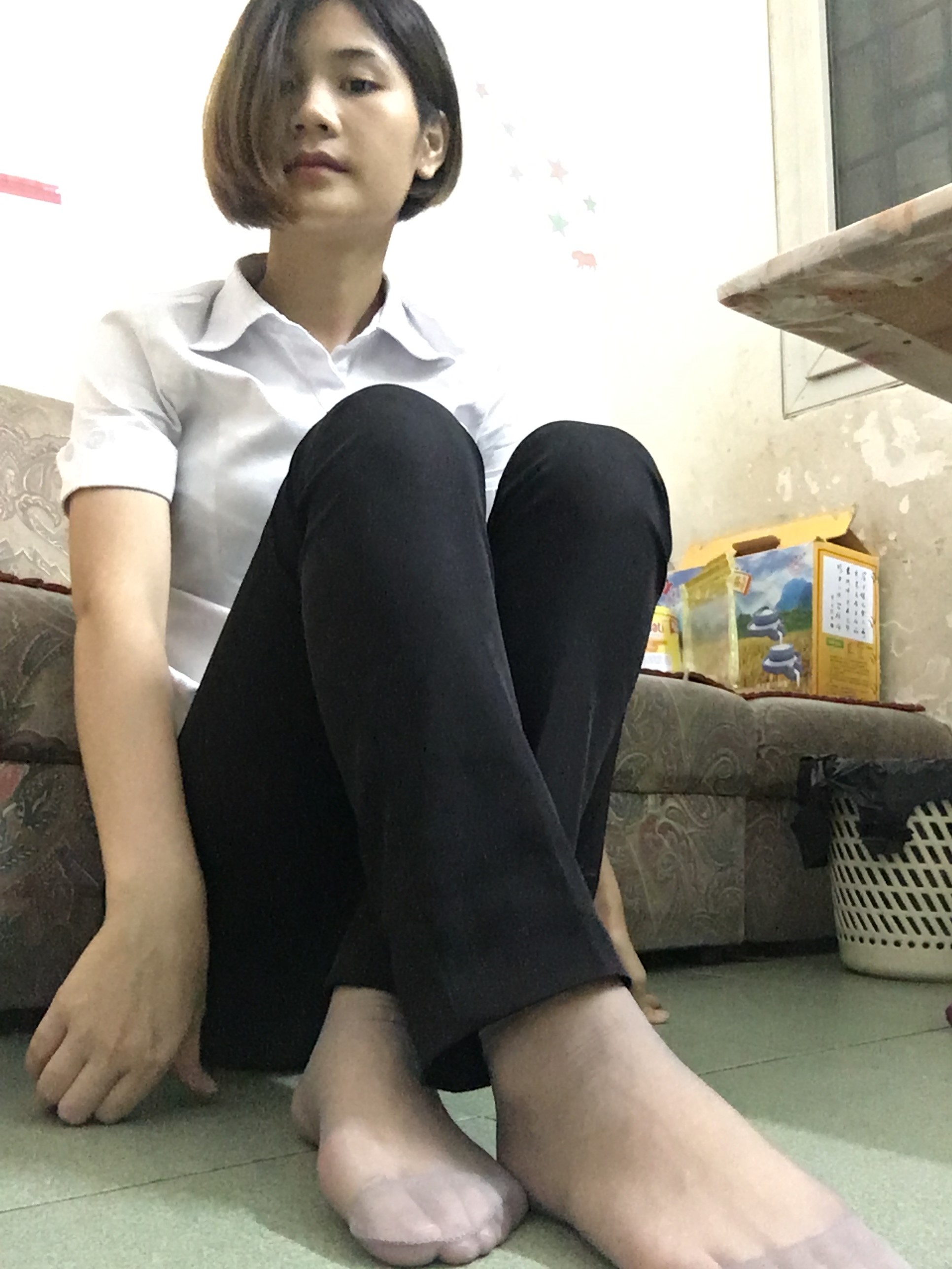图片[21]-学妹校园寝室短丝系列032期 谭佐婷[40P22M]-六色网