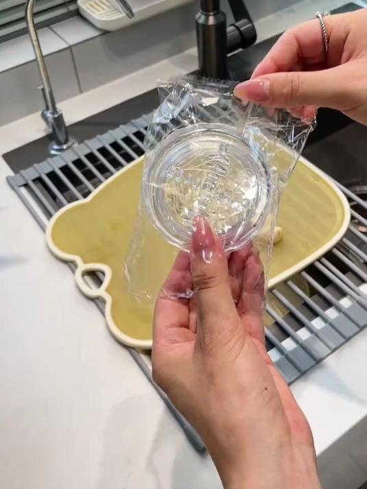 平时用到姜汁蒜末时用它,简直太方便了 压蒜器 超便宜超划算