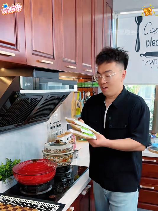 真空包装酸菜丝锁鲜 炖肉包饺子香到停不下来
