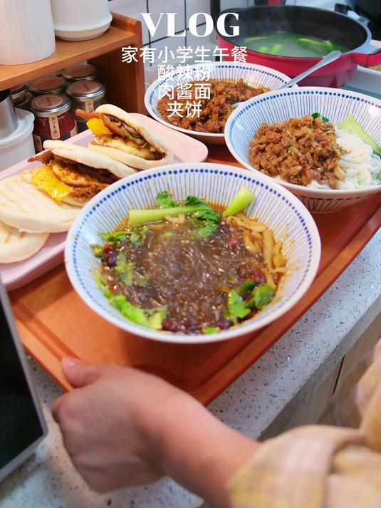 家有小学生,不点外卖,二人午餐这样做饭好吃不费妈