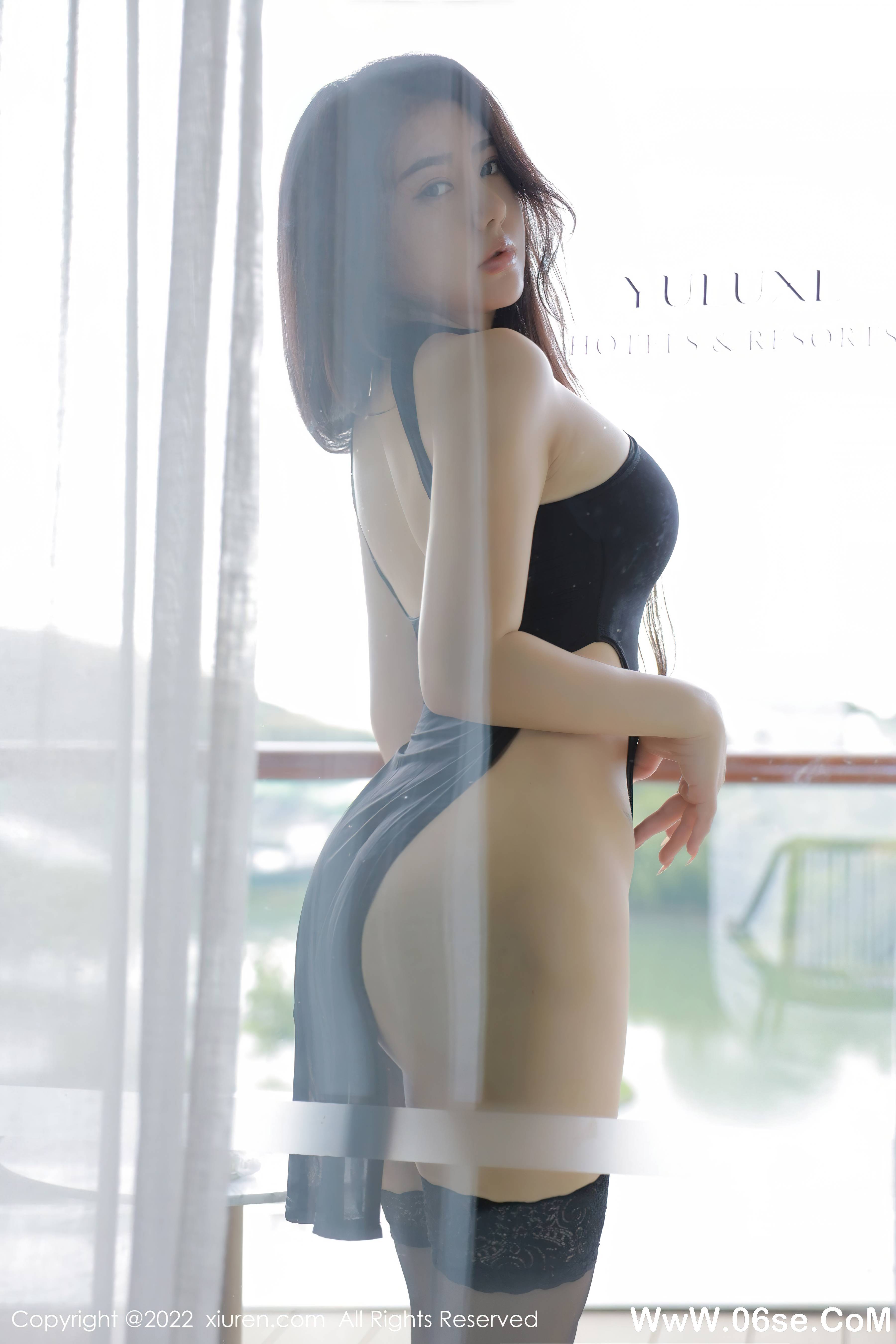 图片[3]-[XIUREN秀人网] 2022.01.07 NO.4433 玛鲁娜[47+1P433M]-六色网