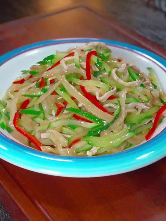 黄瓜别总是凉拌了，试试这个素炒黄瓜