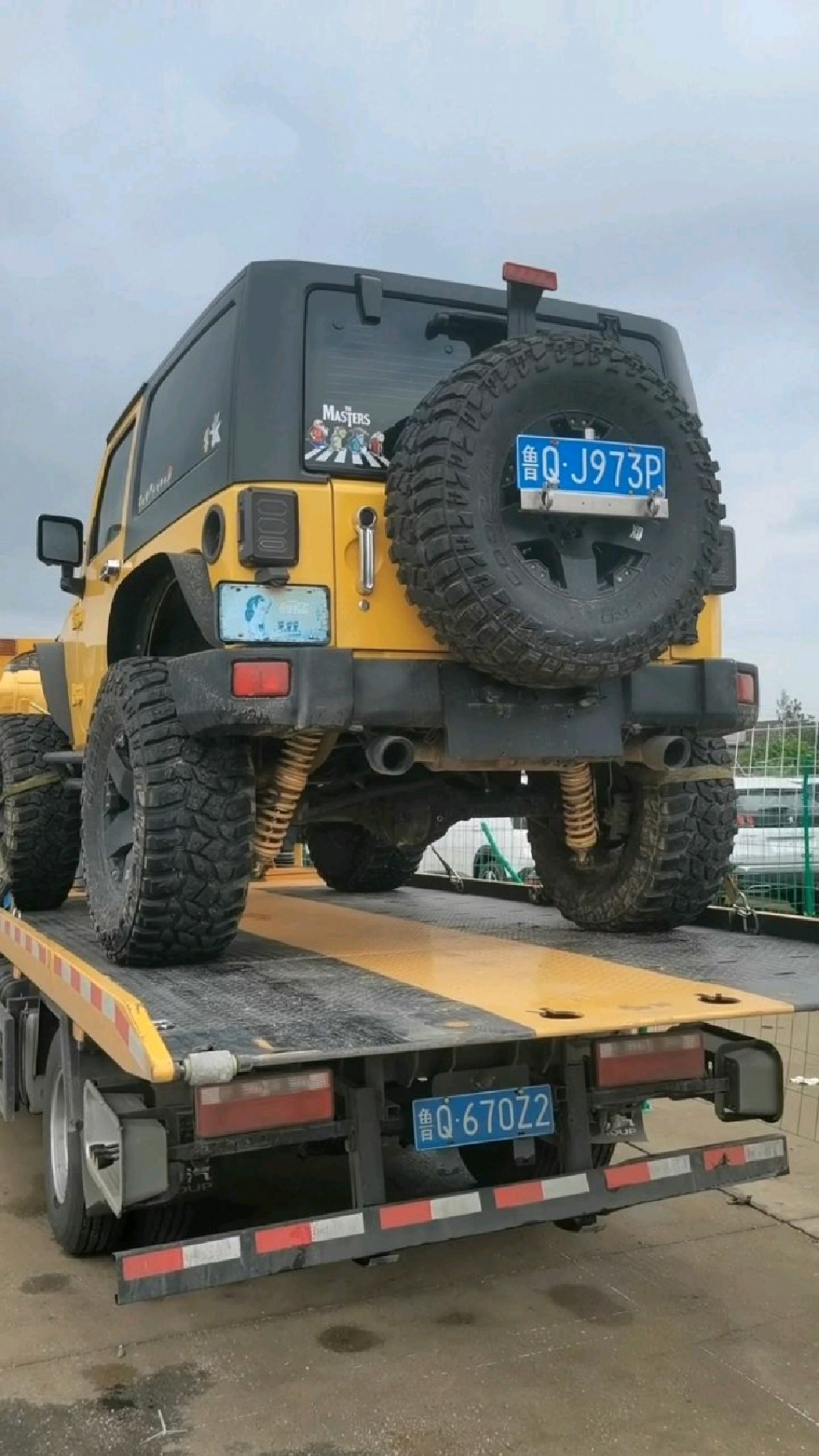 自从换了拖车,下高速也不害怕紧张了,市区高架不限行了,有时候开着出去买菜,随便放