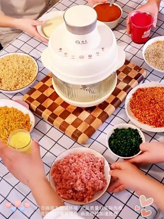做丸子不用手剁！绞肉机绞出细腻肉馅，孩子抢着吃！