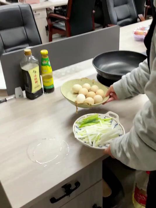 煎蛋好吃榜第一名,葱烧煎蛋,简单又下饭