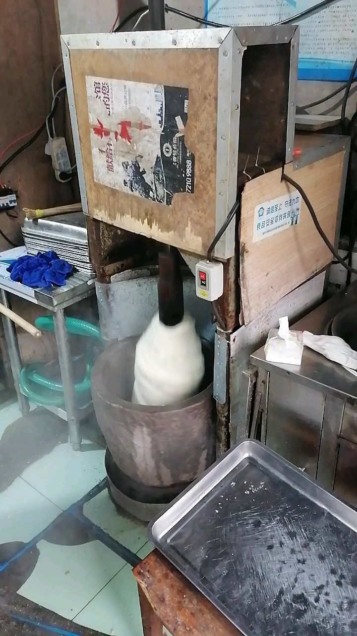 自动打年糕机,这样做出来,会好吃吗?