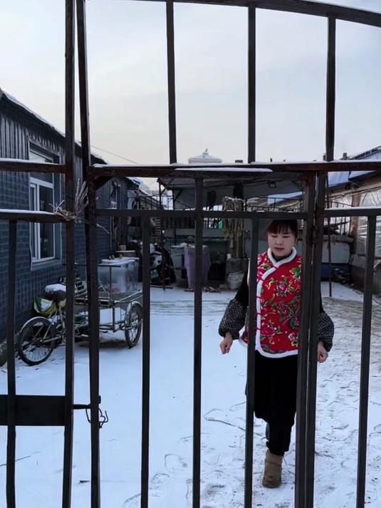 猫冬生活，红烧肉炖土豆