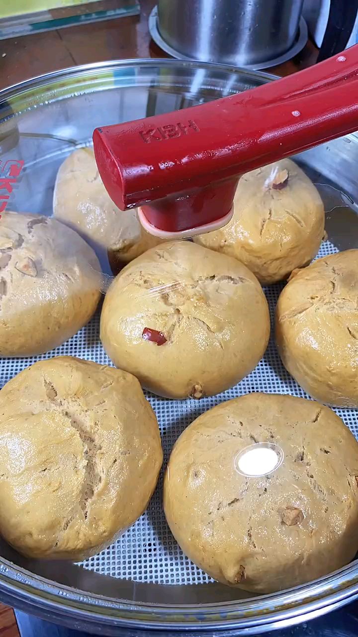 学习一下红糖大枣馒头的做法