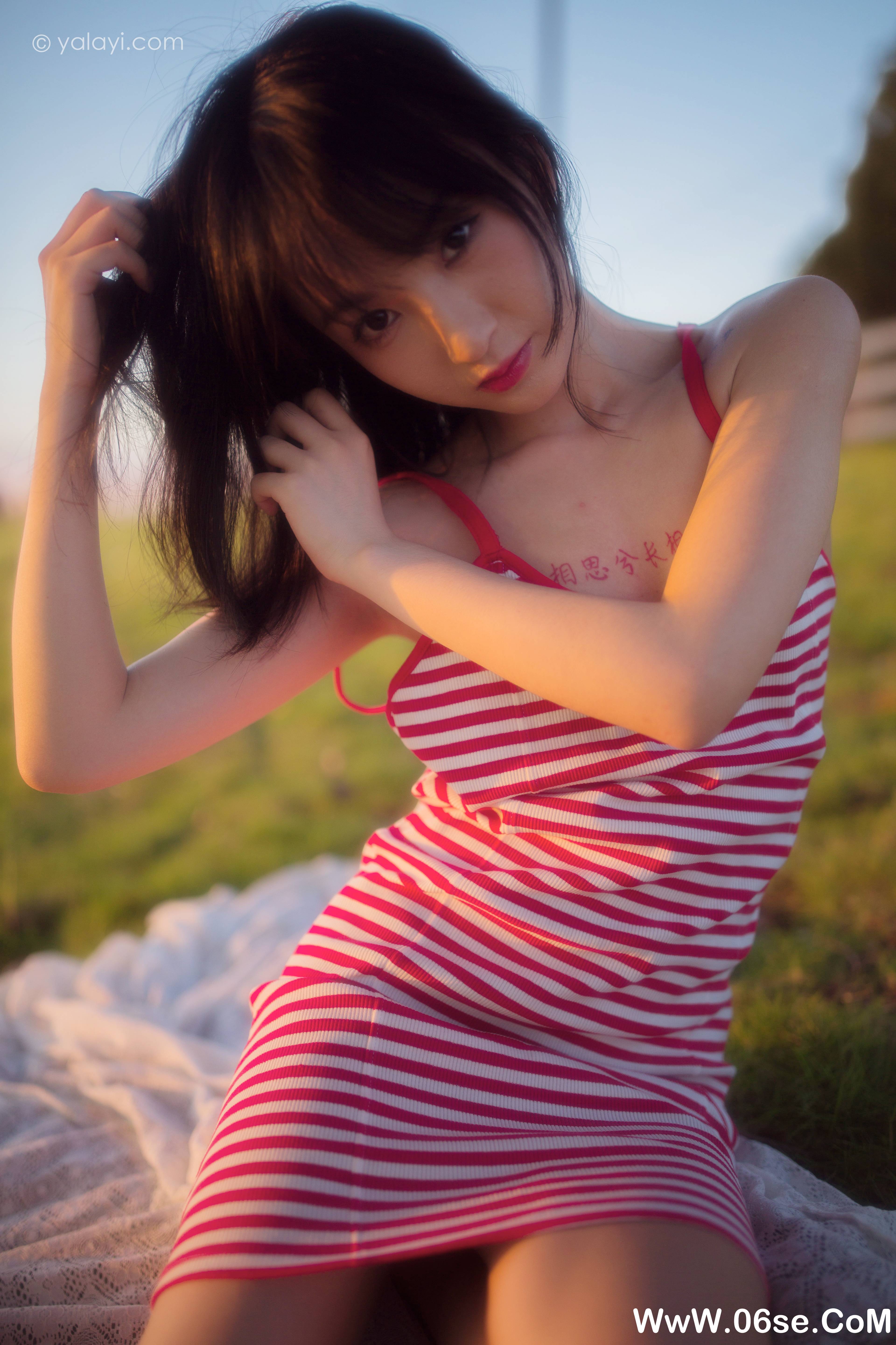图片[55]-[YALAYI雅拉伊] 2020.08.17 NO.670 落落《红了》[50P+1P378M]-六色网