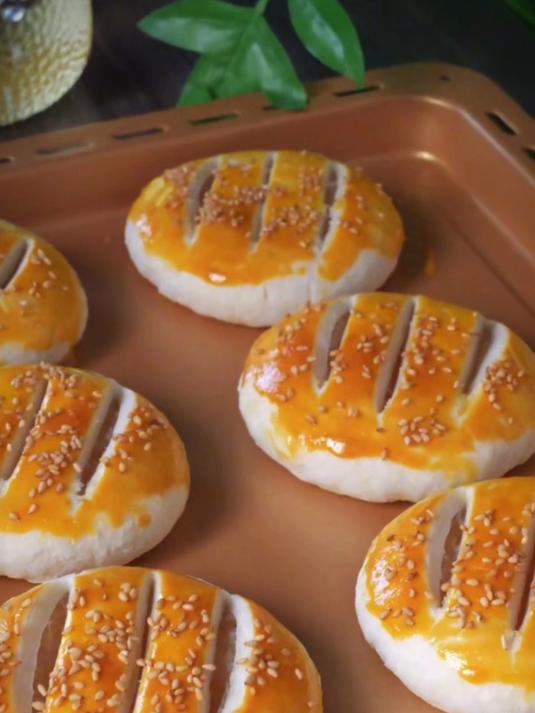 今天给大家分享一个油酥饼的做法