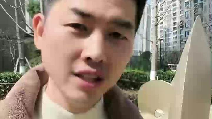 菜市场柱子挡路、摊位冷热不均?这设计坑了多少人