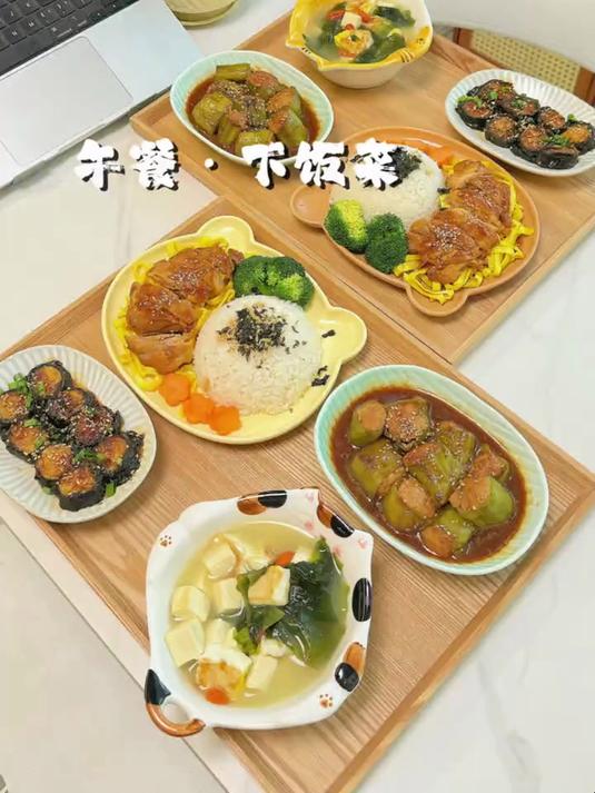 一桌下饭菜妥妥的米饭沙手~苔豆腐!小马说一口一口停不下