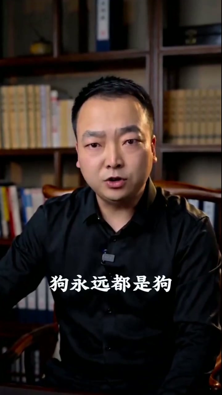 男子高考睡过头，遗憾错过第一场的语文考试，网友：十二年寒窗输在一个闹钟上