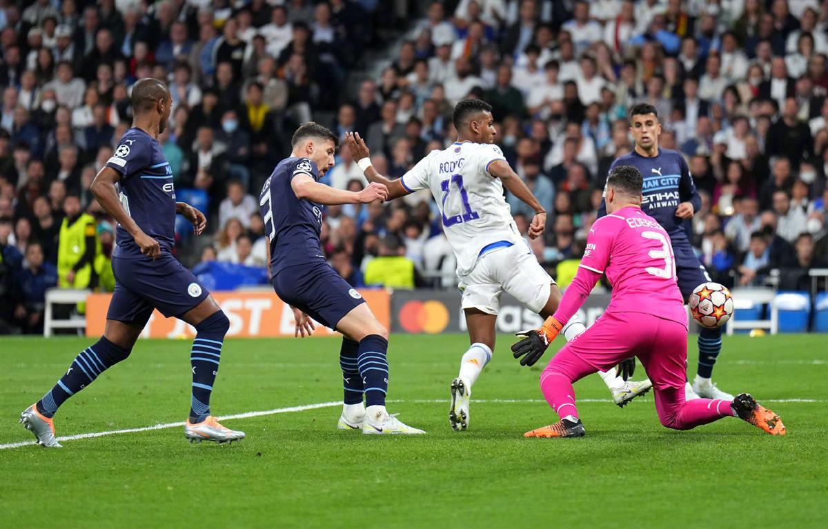 皇马逆转曼城 欧冠决赛 本泽马绝杀_皇马再演逆转奇迹？数据示阿森纳或小负晋级