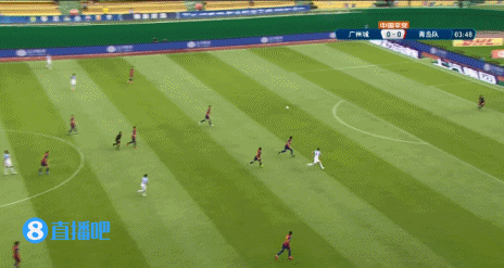 中超广州城对阵青岛队比赛结果_中超-宋文杰传射吉列尔梅双响 广州城4-1河北_广州城4-2青岛队比赛详情