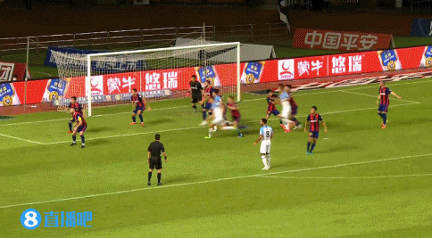 广州城4-2青岛队比赛详情_中超-宋文杰传射吉列尔梅双响 广州城4-1河北_中超广州城对阵青岛队比赛结果