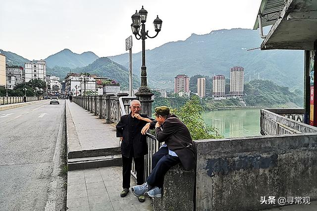 顺着乌江上行，我去拜访了长孙无忌墓