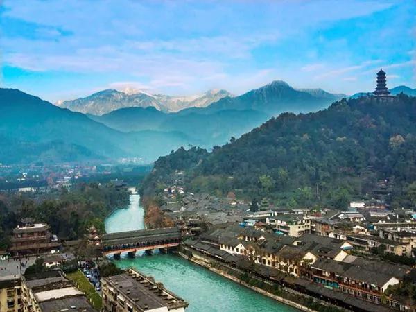 加快综合交通体系建设,都江堰市全面融入成都一体化发展