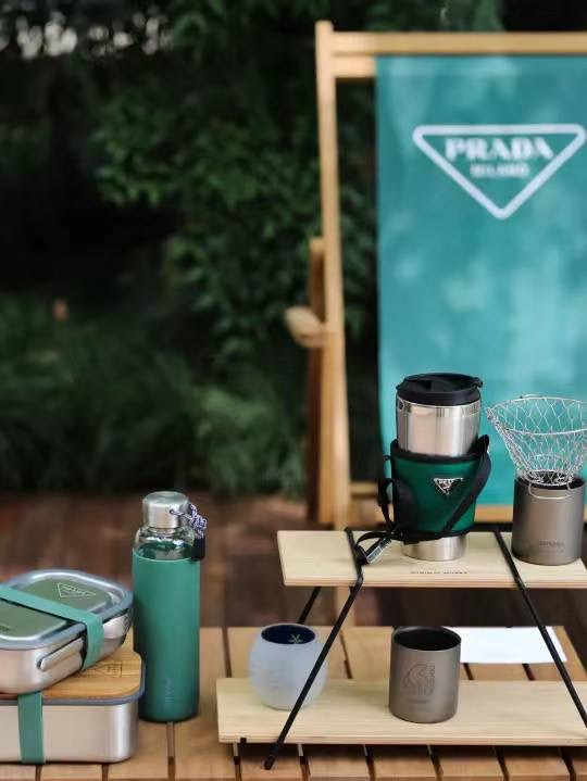 Pitch a tent outdoors and make coffee by hand. This is the “wild luxury” popular among the urban middle class.插图6 Pitch a tent outdoors and make coffee by hand. This is the “wild luxury” popular among the urban middle class.插图6