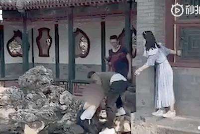 隐秘的角落里少年严良救落水男孩 颐和园史彭元(图2) 隐秘的角落里少年严良救落水男孩 颐和园史彭元(图2)