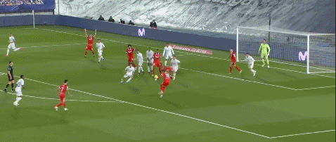 欧冠-大马丁神扑 尤文图斯0-0战平阿斯顿维拉_巴萨马竞西甲争冠形势分析_皇马无奈战平塞维利亚西甲争冠主动权交出