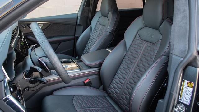 2021款奥迪RS Q8:这是一辆纽北赛道圈速最快的豪华性能SUV