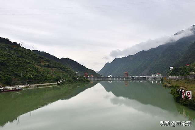 顺着乌江上行，我去拜访了长孙无忌墓