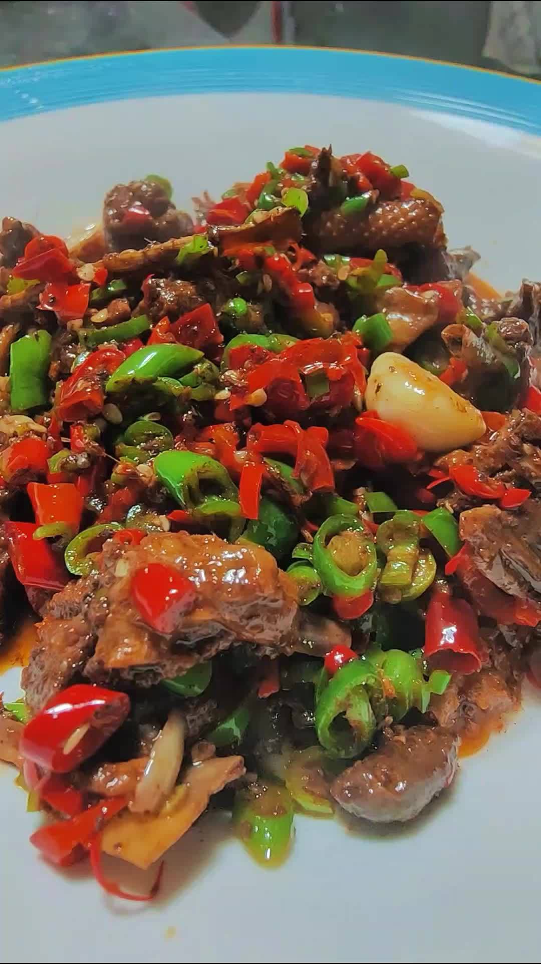 怀化城北 吃饭聚会 好地方,开了十五年的 背篓人家宝家山店,89吃招牌湘西血鸭2-3人餐,