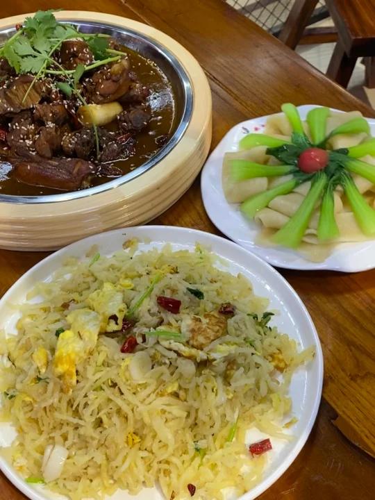 吃遍商丘119/300西部大盘鸡蛋炒素