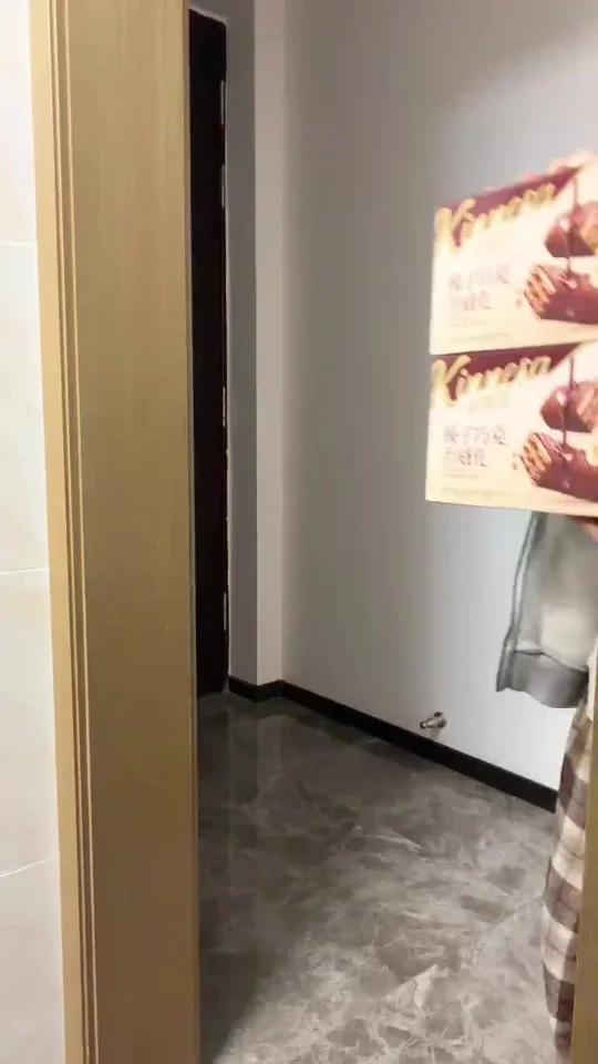 幸福就是收到好朋友的巧克力威化饼干 好脆