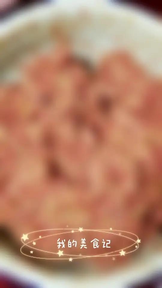 牛街回民家里传统美食,妈妈牌干酥油香,炸松肉!妈妈教媳妇做,我炸!