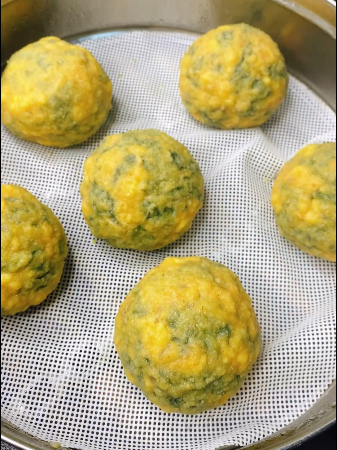 玉米面菜团子做法