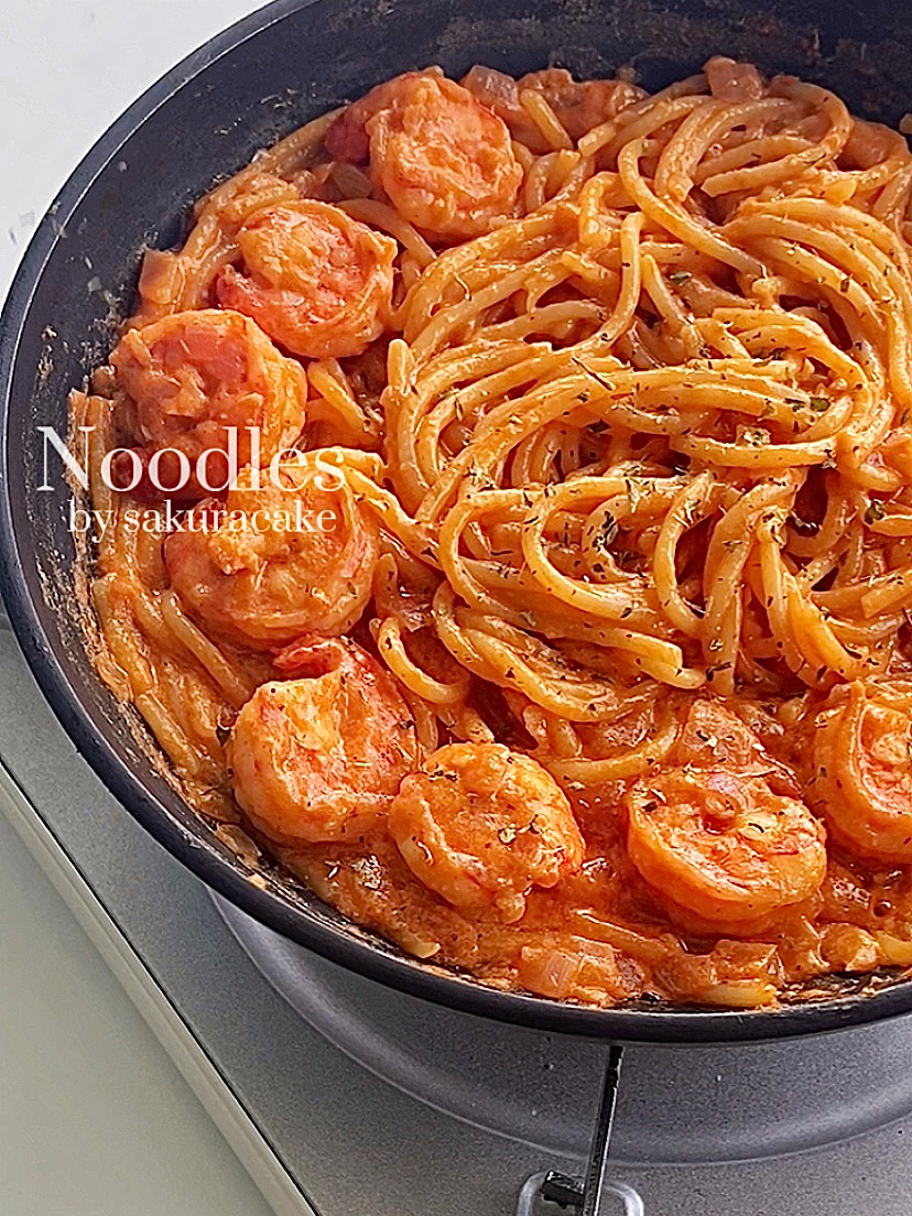 奶香浓郁虾仁辣奶油意面