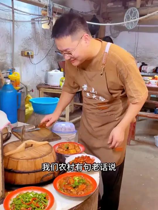 我们农村有句老话说,长久的生意不骗人